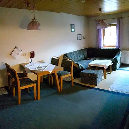Apartmenthaus Immler ガシュルン